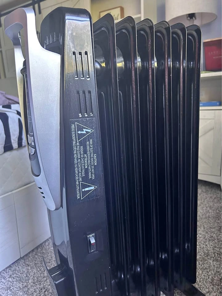 Like New Ecohouzng Oil-Filled Radiator Heater - $100 OBO!