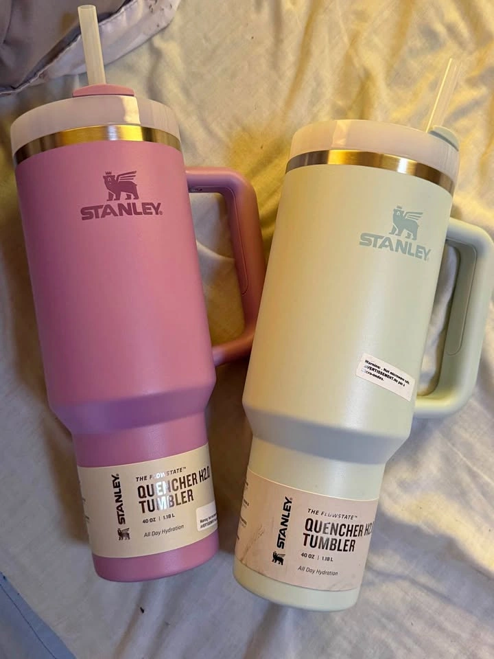 Stanley FlowState Quencher H2O Tumblers 40 oz - Pink & Green