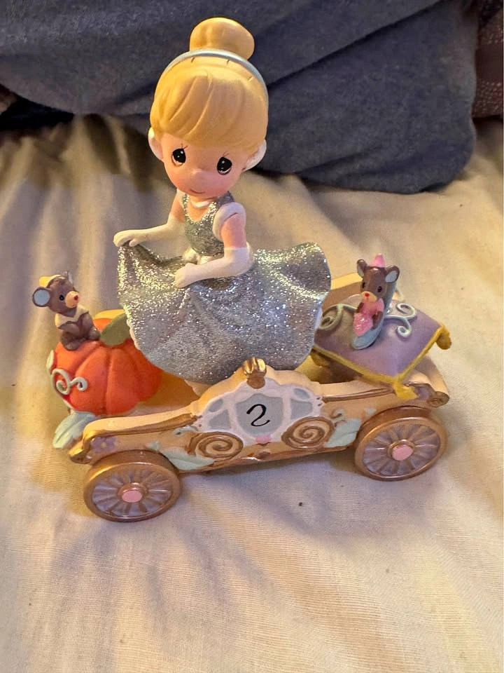Precious Moments Disney Cinderella Pumpkin Carriage Figurine
