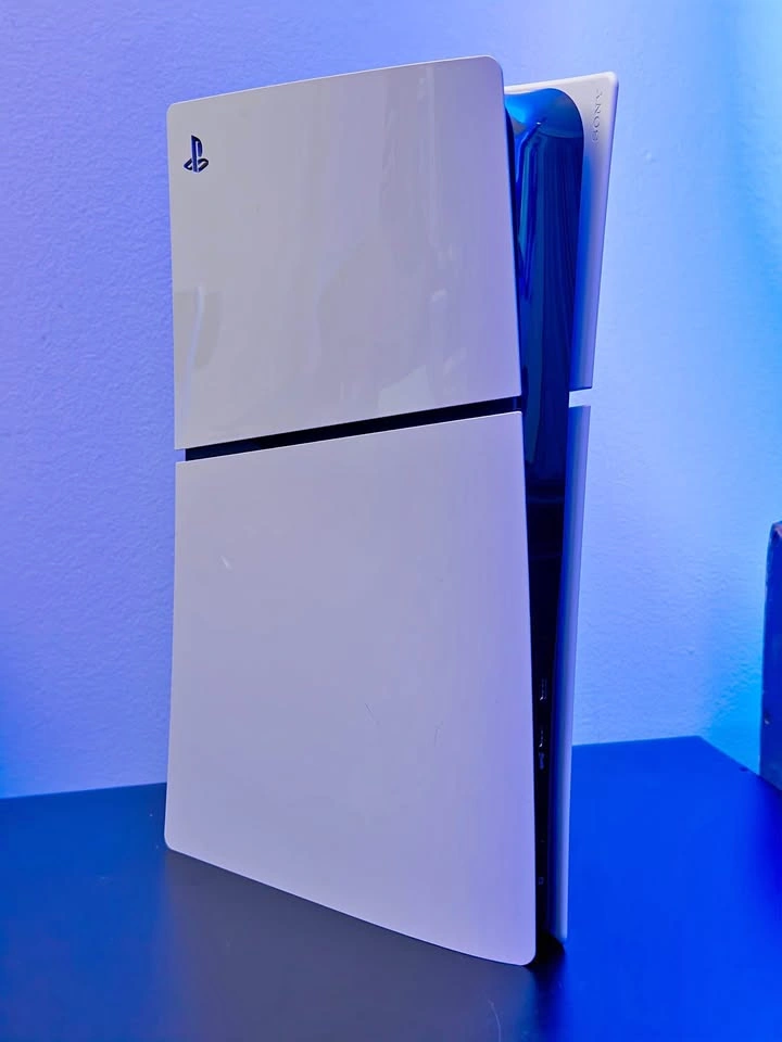 PS5 Slim Digital | Tested | Clean | 1 Controller | 1 TB