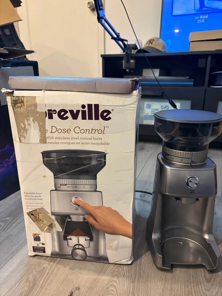 Breville Dose Control Coffee Grinder - photo 3