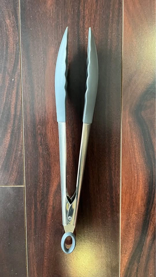 Kitchen Utensils - Moving Sale - photo 3
