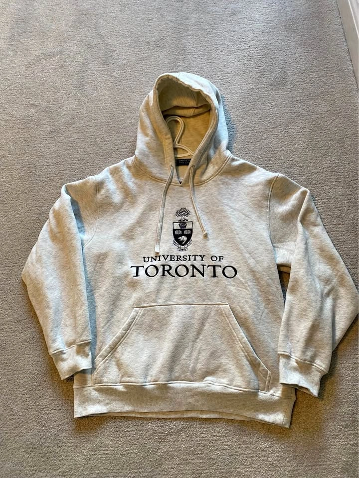 Uoft hoodie size XL