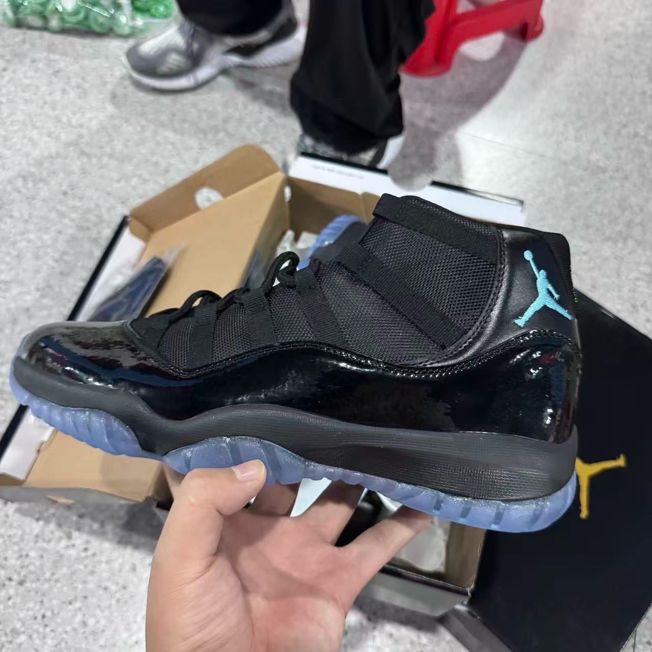 Jordan 11 Gammas