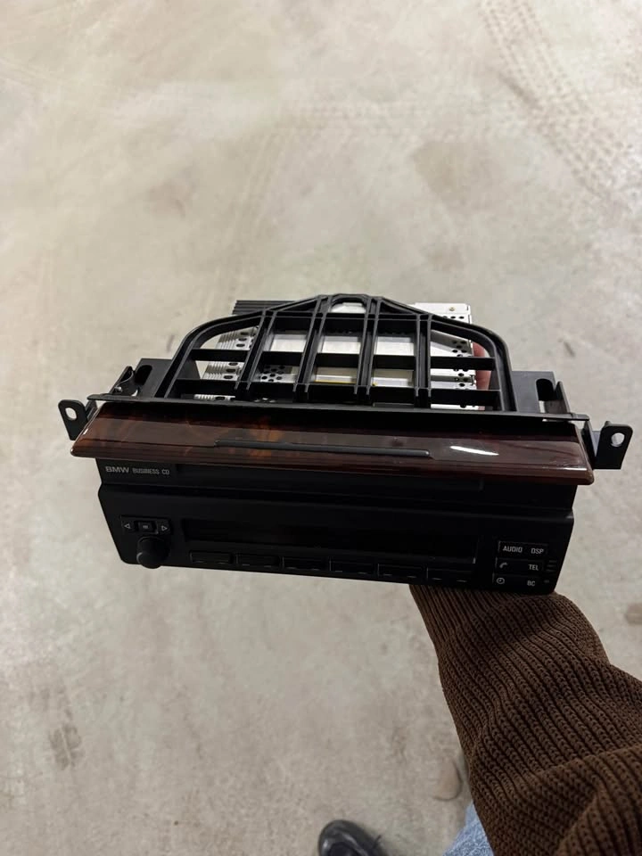 BMW Business CD and Radio for E39 - photo 2