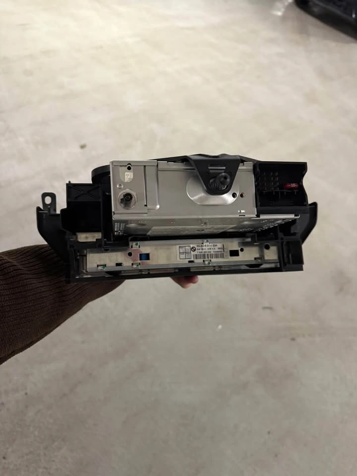 BMW Business CD and Radio for E39 - photo 3