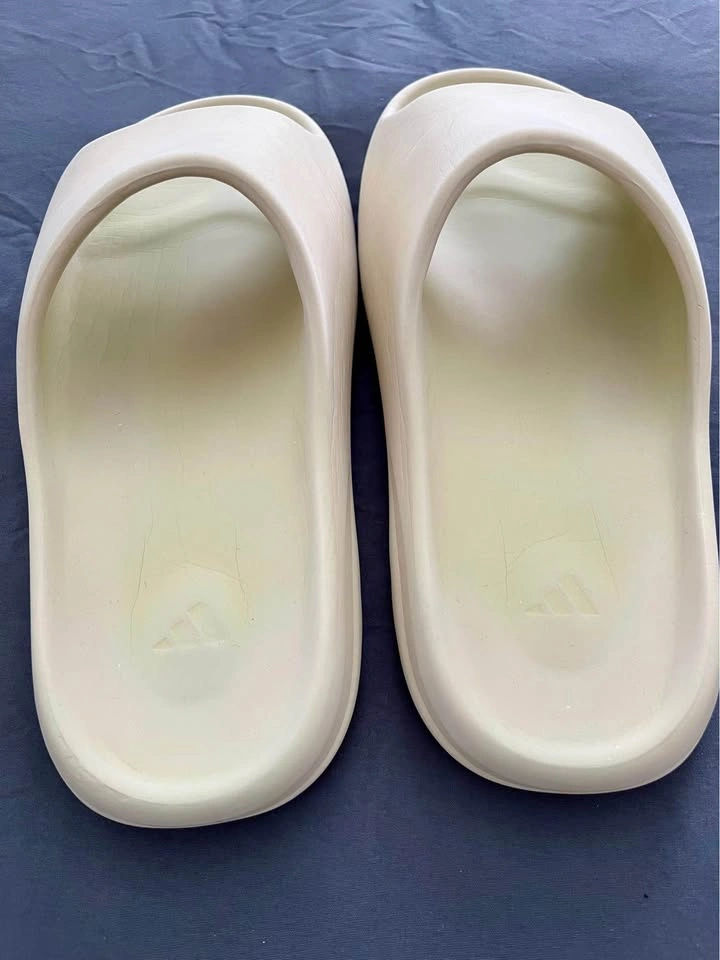 Adidas Yeezy Slides Bone Mens Size 11 - photo 2