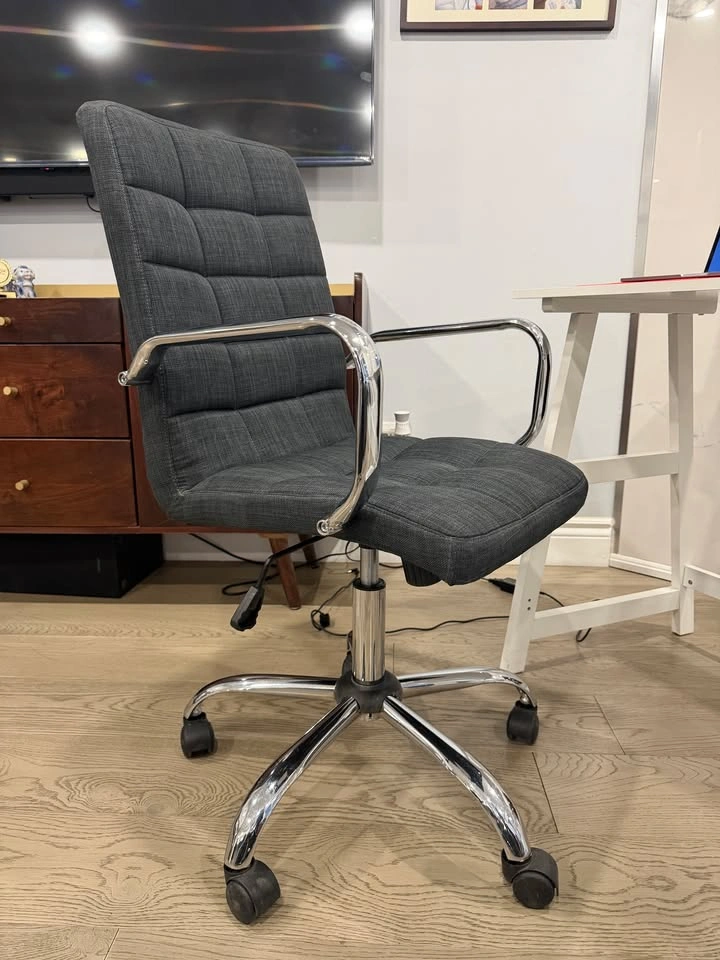 Grey Fabric Office Chair with Armrests – Adjustable Height - photo 2