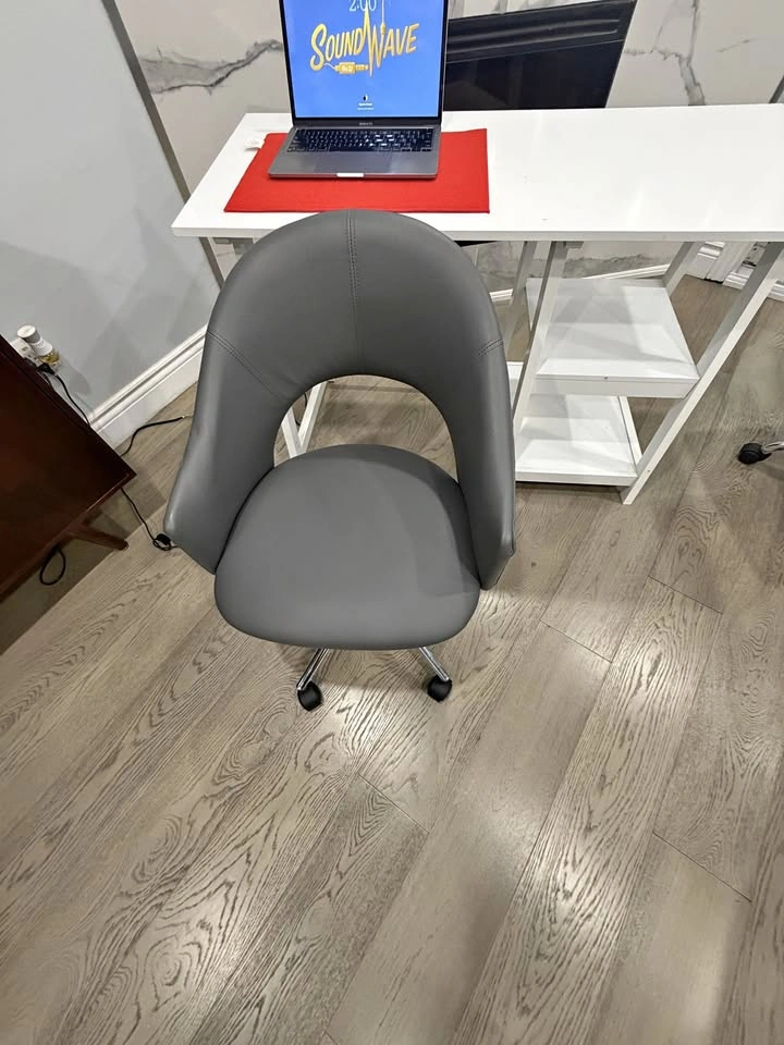 Grey Leather Office Chair – Adjustable Height