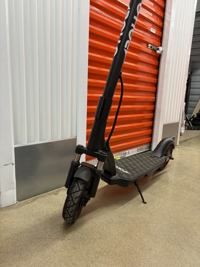 Apollo Air 2021 Electric Scooter - Under 100km - photo 2