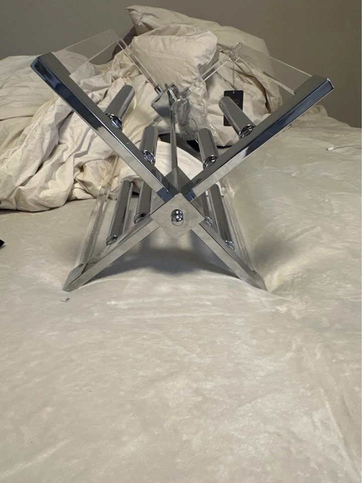 Priced to sell! Bethel light fixture - photo 4
