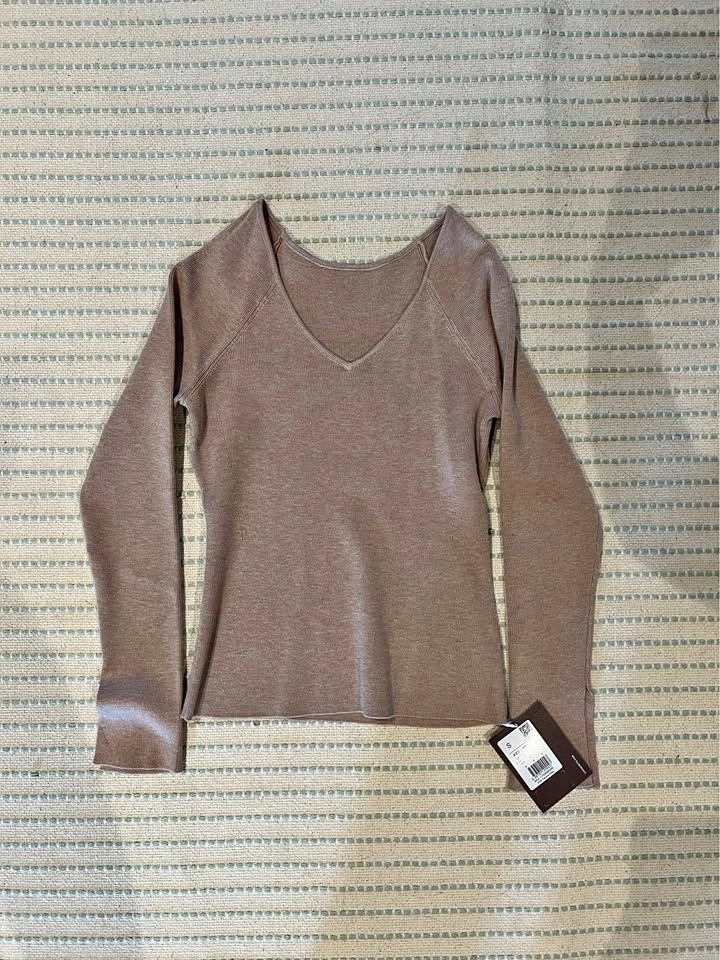 Light Brown V-Neck Top New with Tag (S)