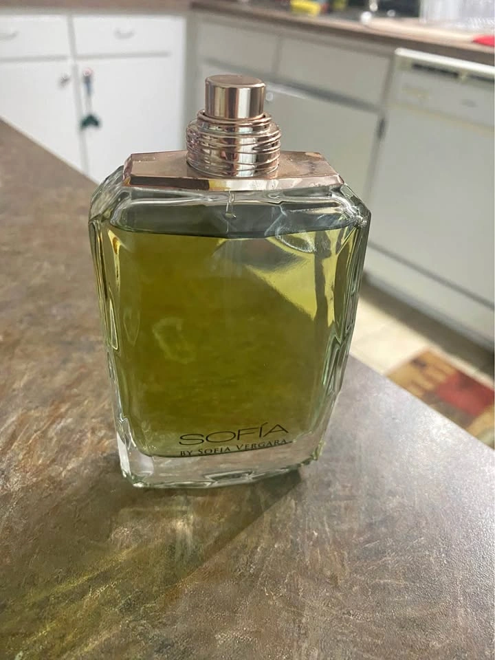 Sofia Vergara 3.4 oz Perfume
