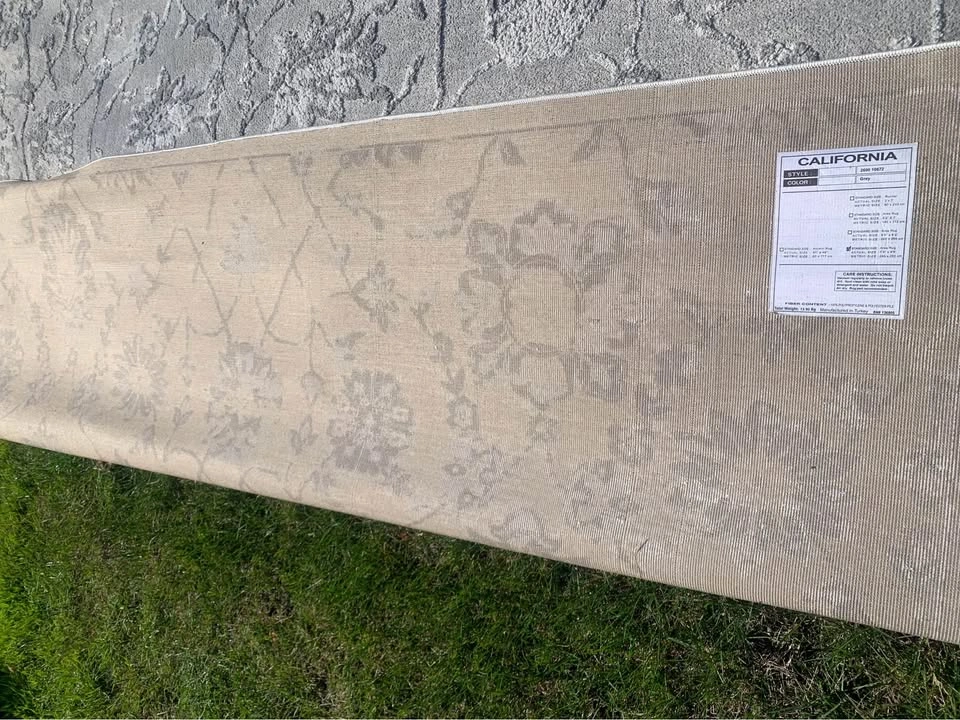 Grey Area Rug (about 8’x10) Great condition - photo 4