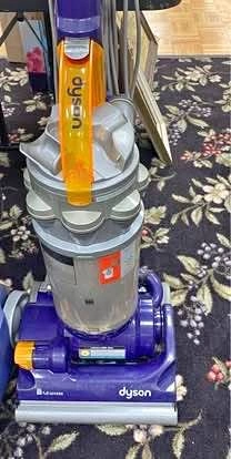 Dyson DC14 Vacuum Cleaner