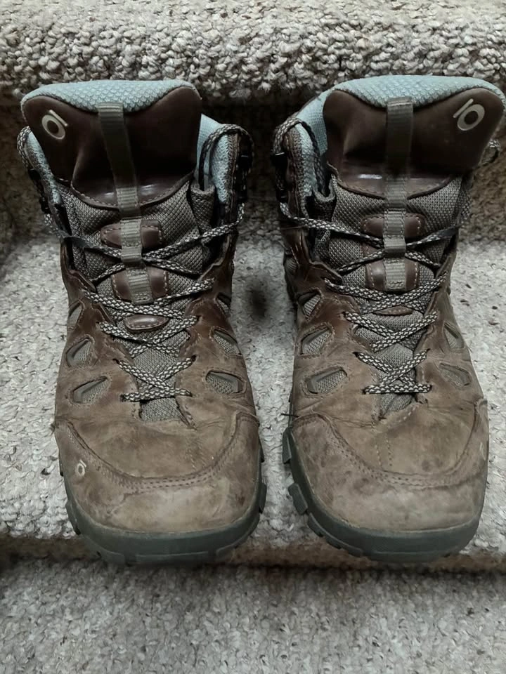 Women’s 10 wide hiking shoes - photo 3