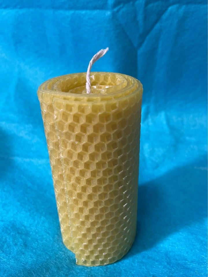 Handmade Beeswax Candles - photo 4