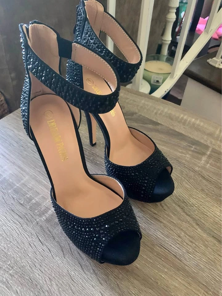 New Black Dream Paris Sparkle Prom or Special Occasion Heels Sz.