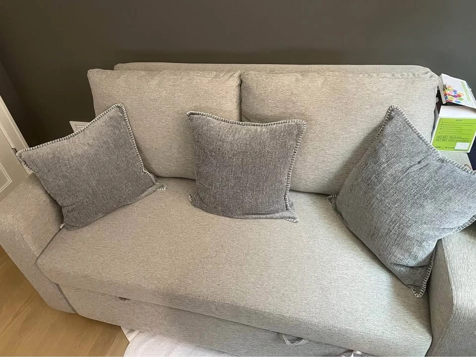 2 Seater Sofa Bed - Excellent Condition - photo 2