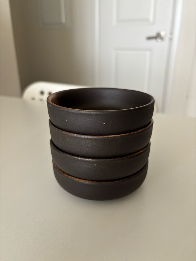 Set of 4 Ceramic Sauce Dishes - Minimalist & Chic - photo 4