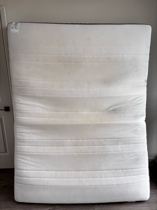 IKEA HAUGESUND Queen Mattress - Medium Firm