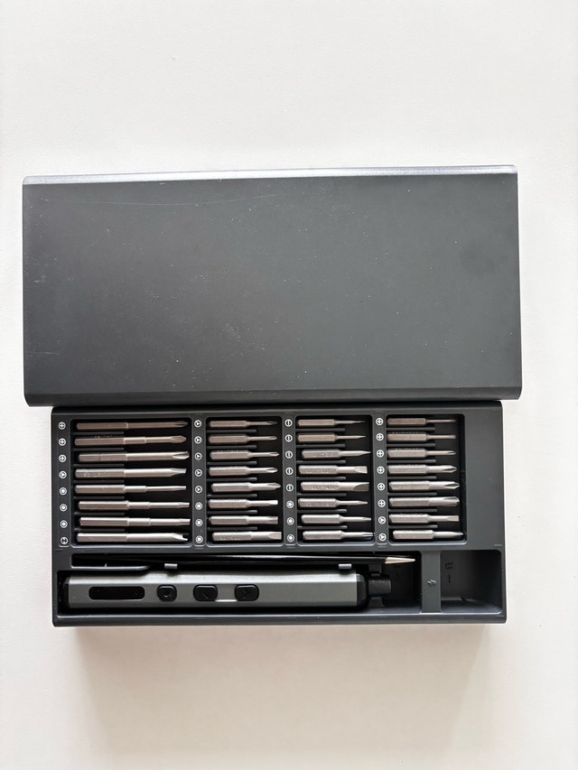 Precision Electric Screwdriver Set – Like New - photo 4