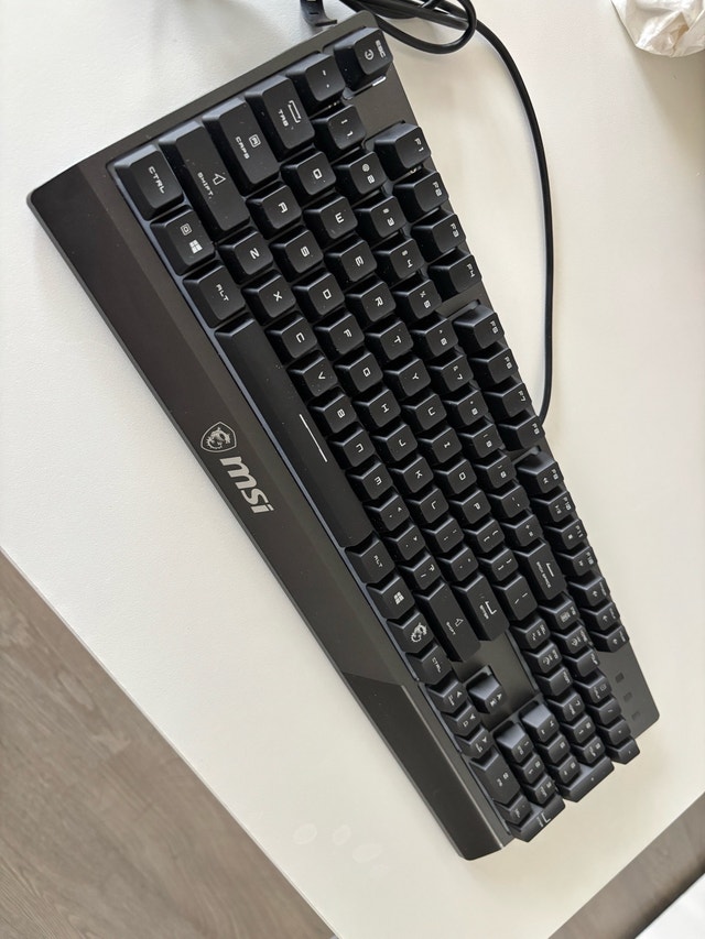 MSI Vigor GK30 RGB Gaming Keyboard - Like New - photo 5