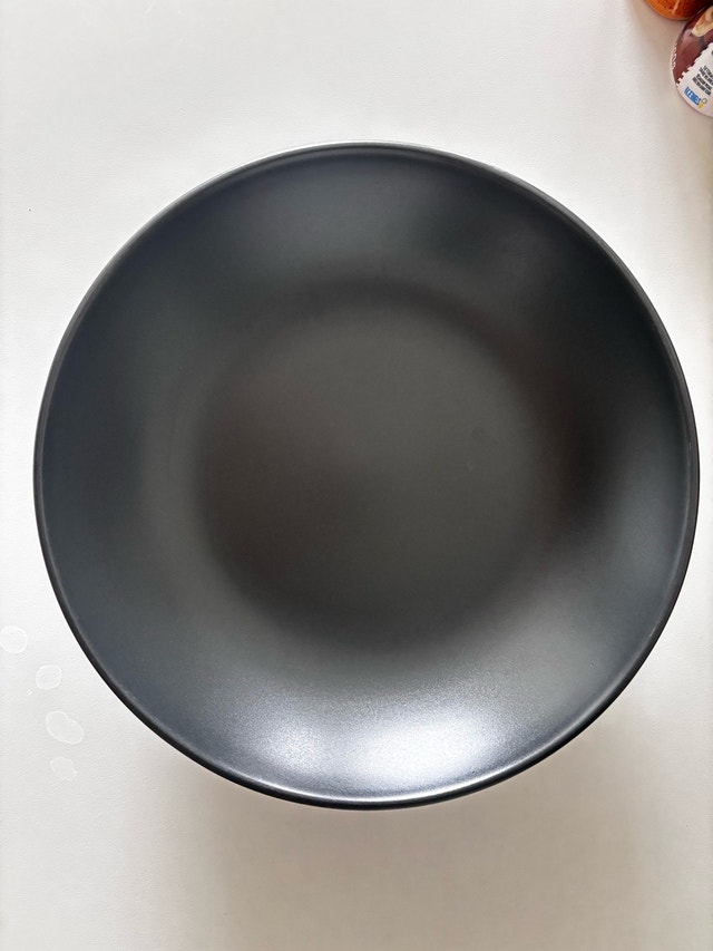 IKEA FÄRGKLAR 9” Side/Dinner Plates - Set of 2 or 4 - photo 3