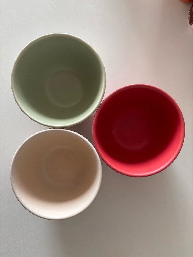Set of 3 IKEA KEJSERLIG Bowls (4") - Mixed Colors & Textures - photo 4
