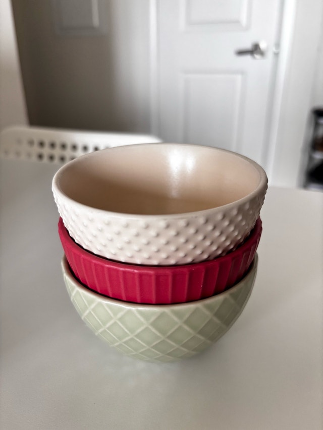 Set of 3 IKEA KEJSERLIG Bowls (4") - Mixed Colors & Textures - photo 5