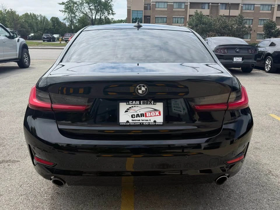 2020 BMW 3 Series 330i Sedan 4D - photo 4