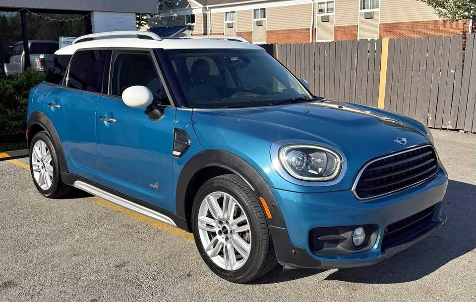 2017 MINI Countryman Cooper ALL4 Hatchback 4D