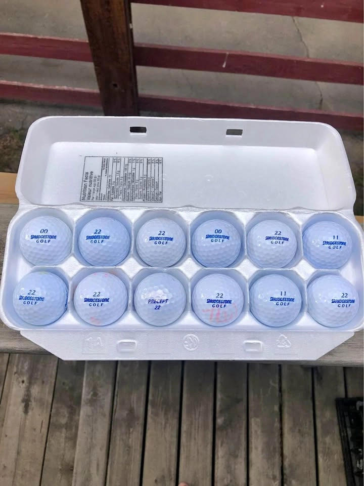 12 MINT Bridgestone Lady Golf balls