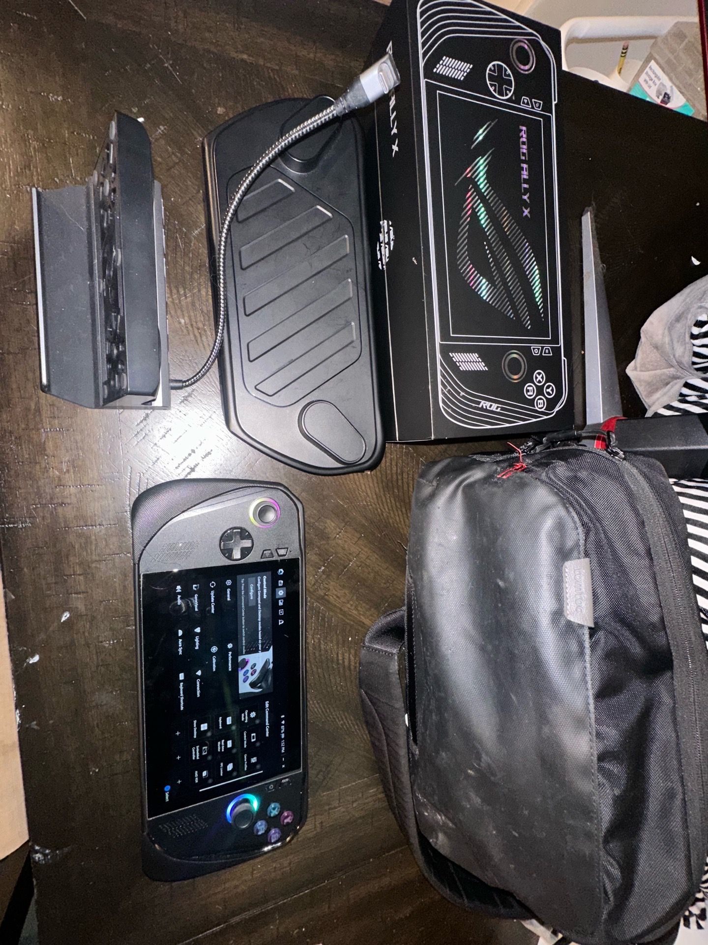 Asus ROG Ally X Bundle – Arzopa Monitor, Dock, JSAUX Cover, Tomt