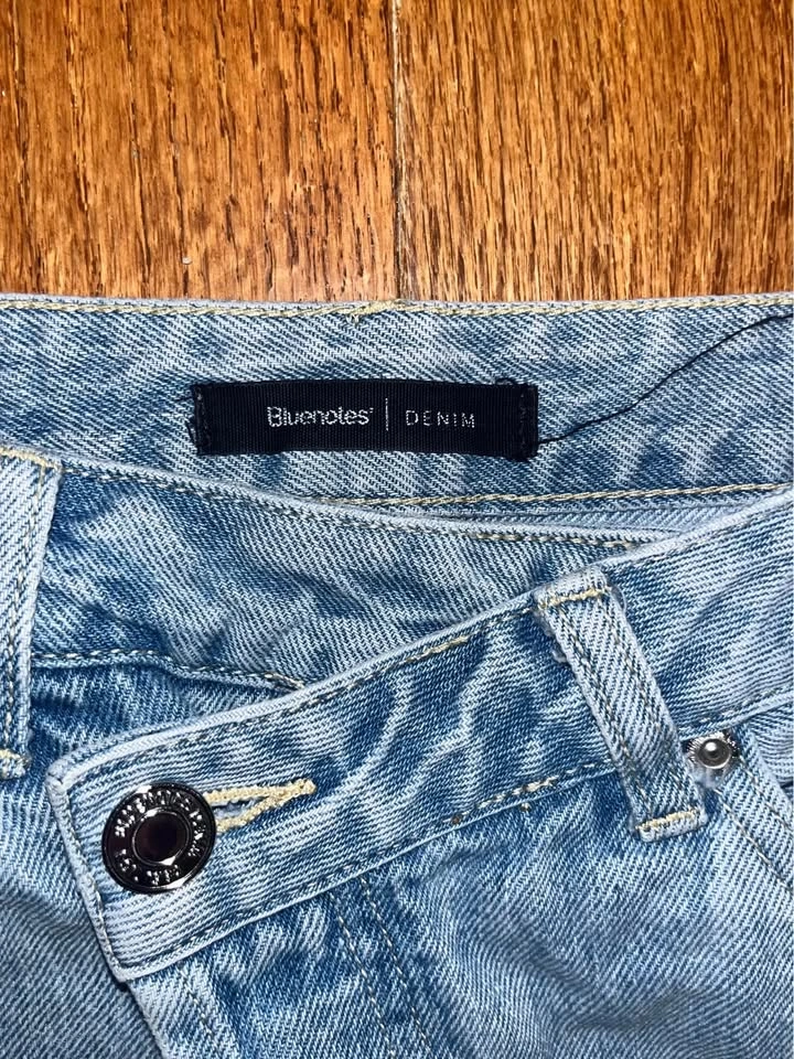 Light Wash Jeans - Bluenotes - photo 4
