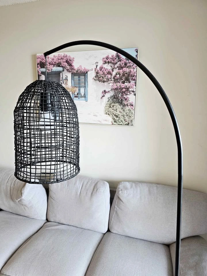 Black Arc Floor Lamp w/ Woven Shade