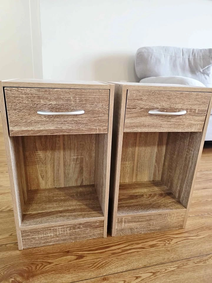 Pair of wood-look nightstands