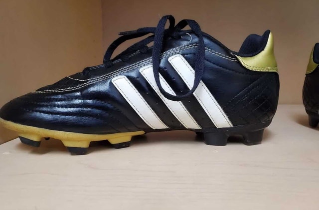 Adidas Soccer Cleats - Kids US Size 5 - photo 2