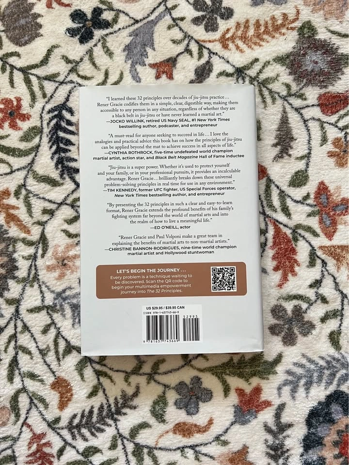 The 32 Principles Book by Rener Gracie & Paul Volponi (Foreword - photo 2