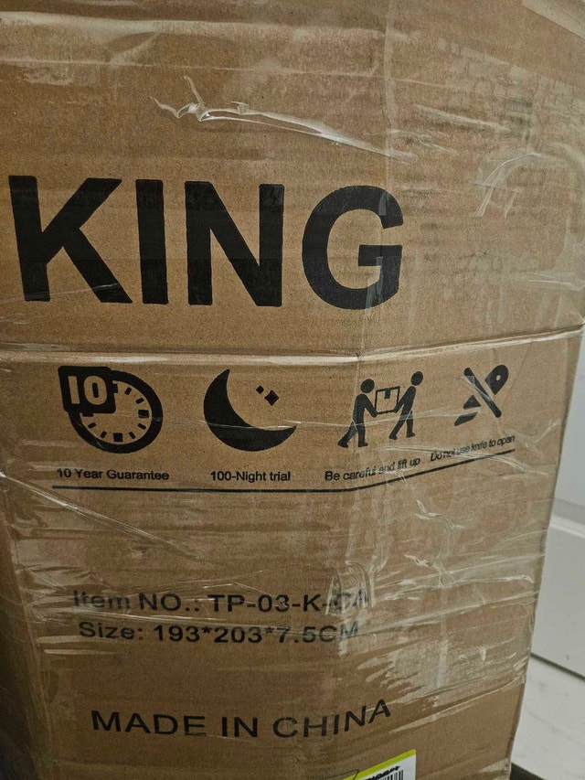 King Mattress Topper New - photo 2