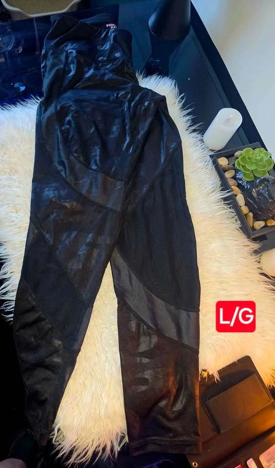 Large LEGGINGS LIKE NEW - photo 5
