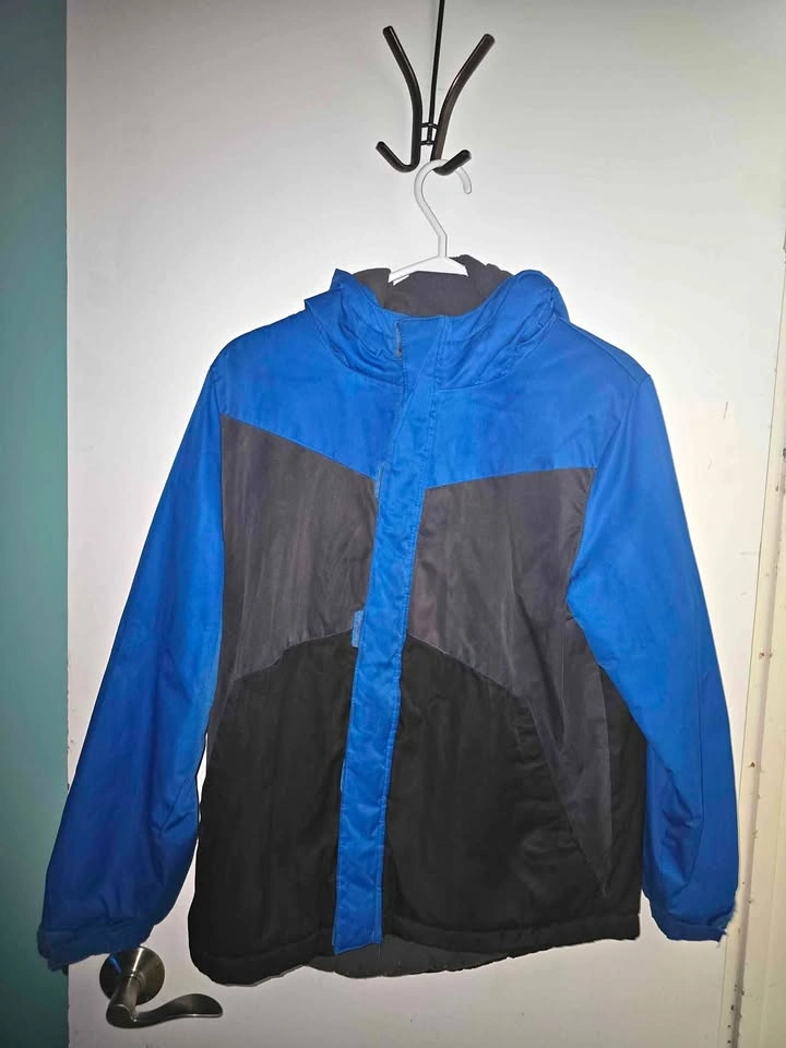 Boys Size 14/16 Winter Coat