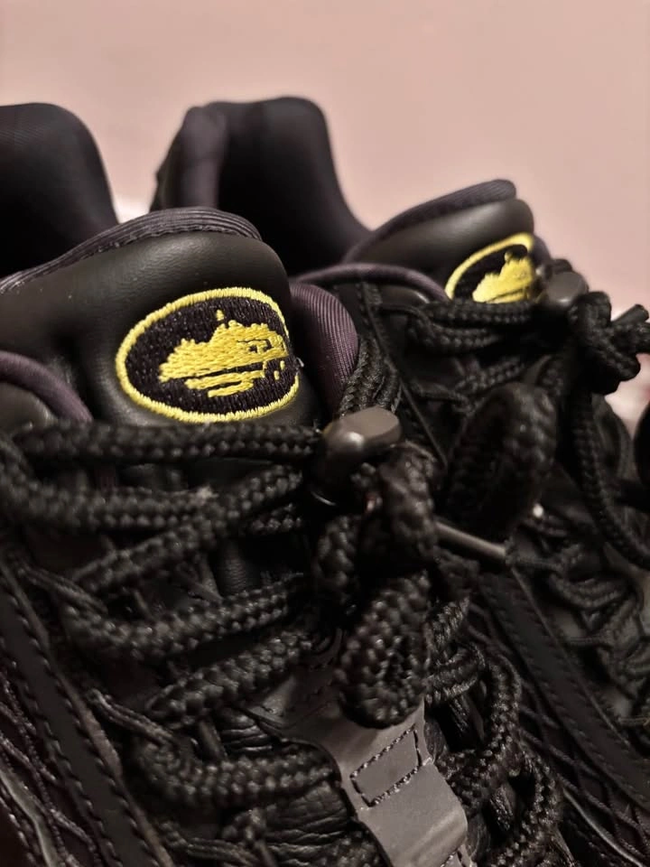 Air Max 95s - Black Honey Crtz - photo 2
