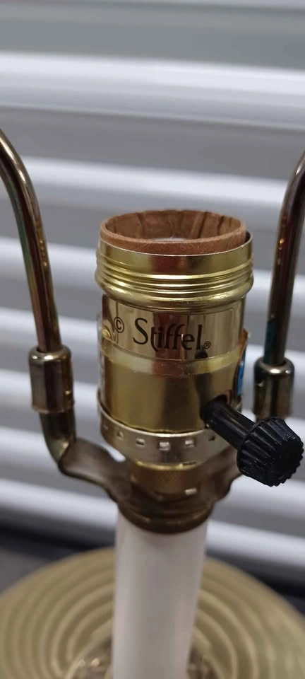 TROPHY SOLID BRASS STIFFEL LAMP - photo 2