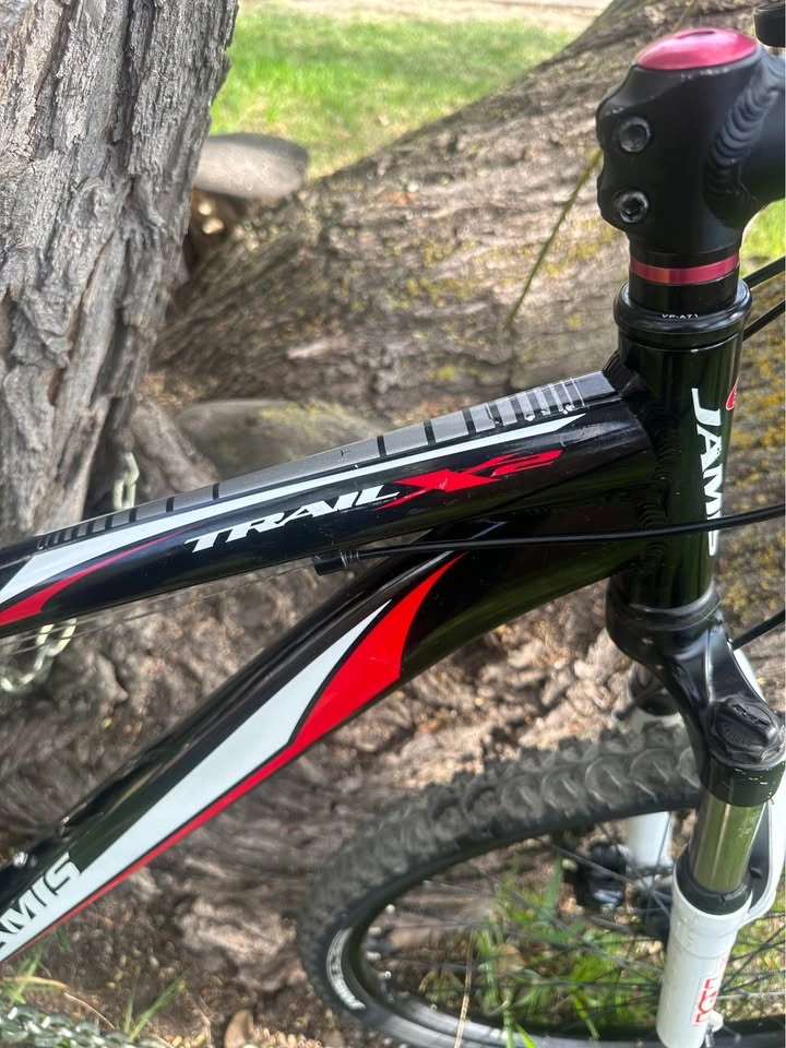Jamis Trail X2 Mountain Bike - photo 3