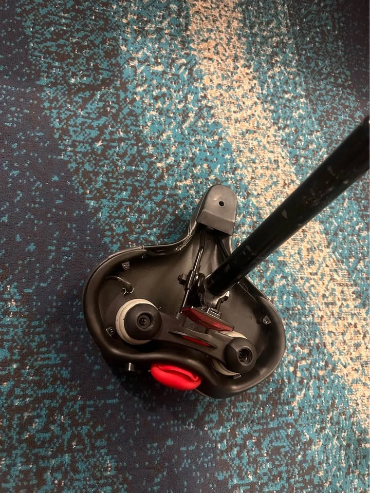 Bike Seat w/ Air Pump - photo 5