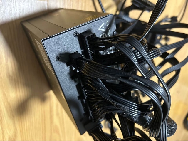 EVGA SuperNOVA 850 G6 850W 80+ Gold ATX PSU - photo 4
