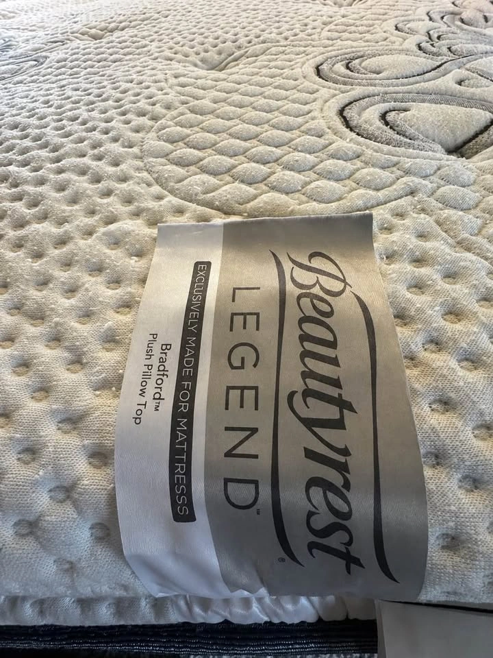 Beautyrest Legend Bradford Plush King Mattress Set w/ Box Spring - photo 3