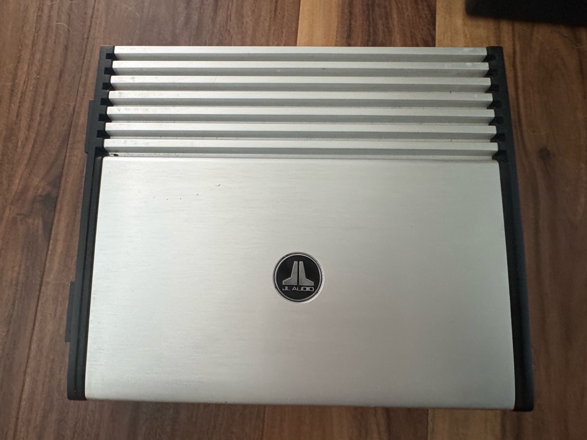 JL Audio Monoblock Subwoofer Amplifier - photo 2