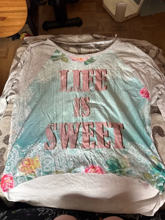 "Life is Sweet" T-Shirt - Size Large